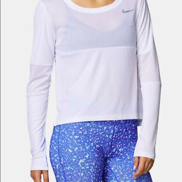 Nike Dri-fit city white core top - small - Picture 11 of 11